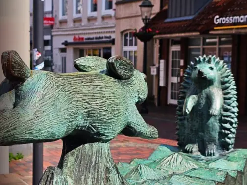 Hase-und-Igel-Denkmal in der Innenstadt